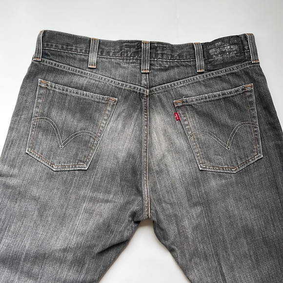 Men Levi’s Jeans 514 Grey Color - Picture 1 of 8